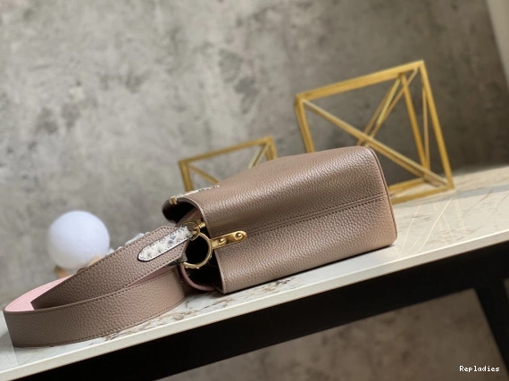 Cheap VUITTON LOUIS MM CAPUCINES 0808
